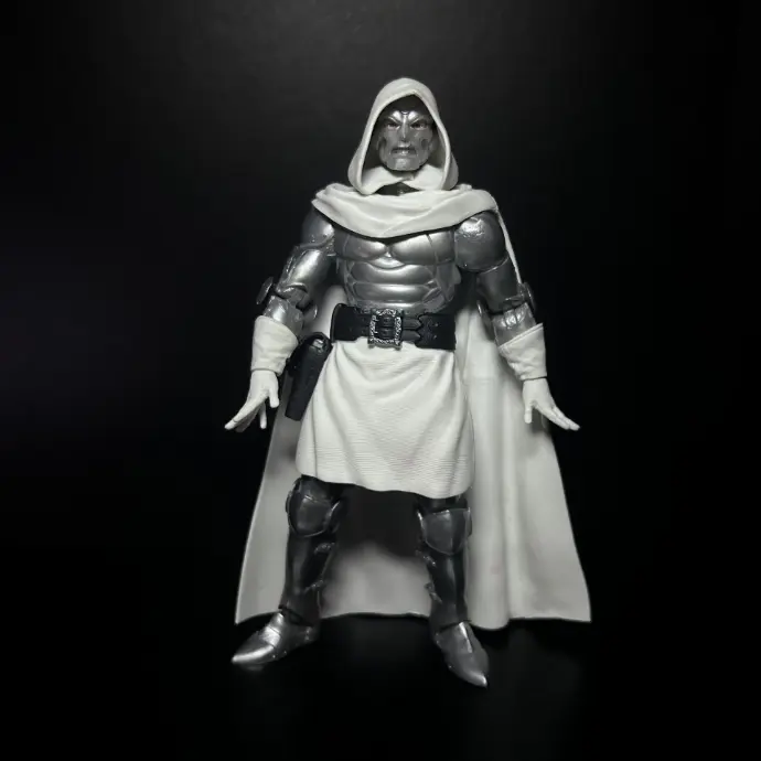 Doctor Doom (Super Villians) - Marvel Legends