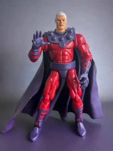 [9152] Magneto (ToyBiz)