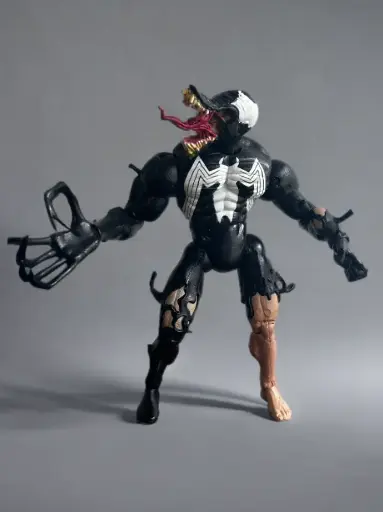 [9169] Transforming Venom (ToyBiz)